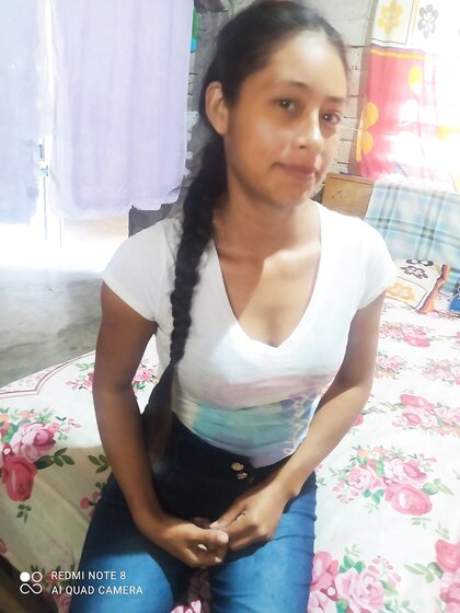 Putipobre mamá soltera quiere que la follen salvajemente