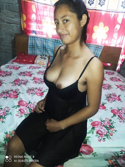 Putipobre mamá soltera quiere que la follen salvajemente