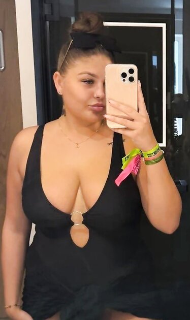 Big Tits UK Chav
