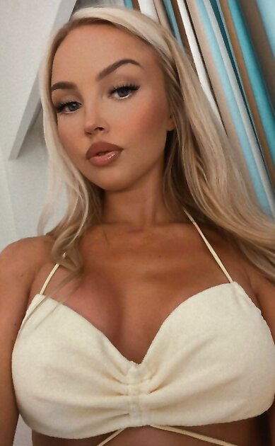 Hot Petite Scottish Blonde