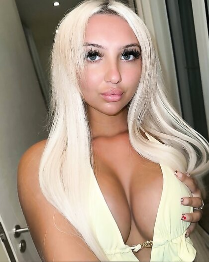 Blonde Scottish Chav