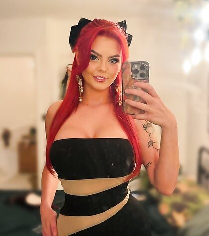 Rebecca Busty Teen Redhead
