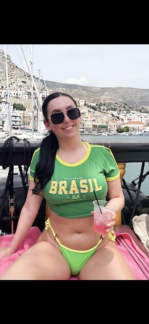 UK Hottie Rebecca