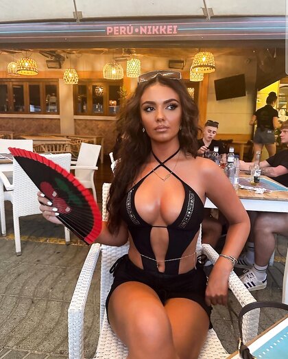 UK Chav Hollie