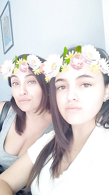 Argentina Mom and Daughter