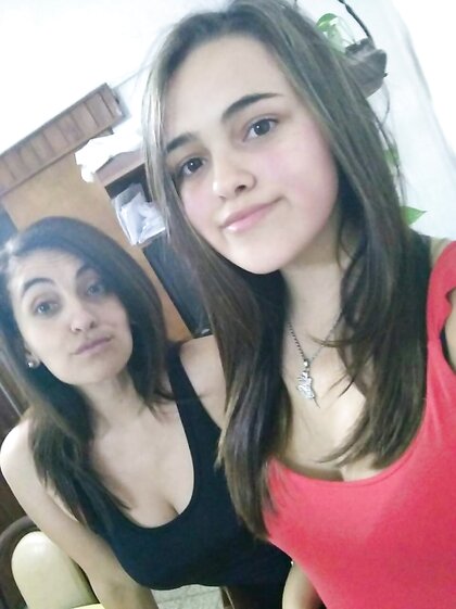 Argentina Mom and Daughter
