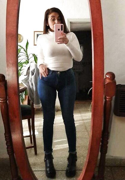 Argentinan Milf Débora G