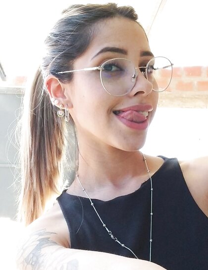 Petite Hottie With Juicy Pussy