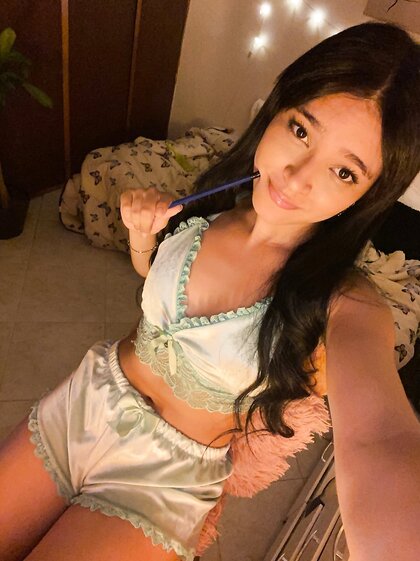 Petite Colombian Nurse Leaked