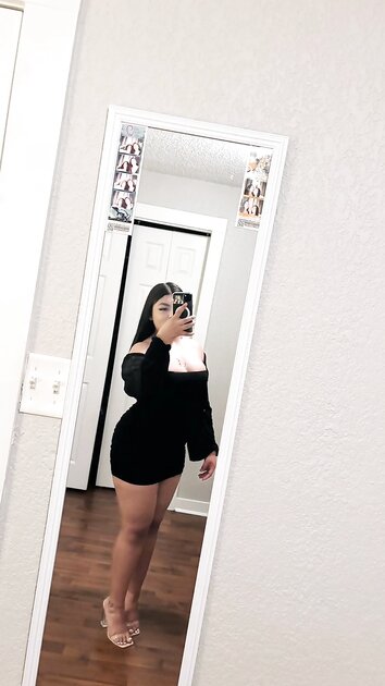 Thick Latina
