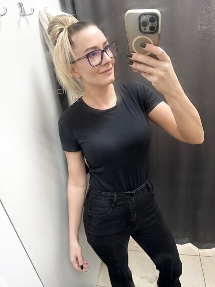 Petite Milf