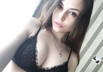 Beauty With Nice Pair Leaked