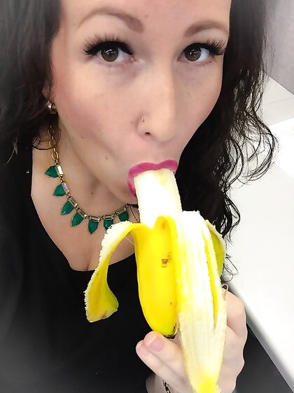 Candaian Milf Part 1