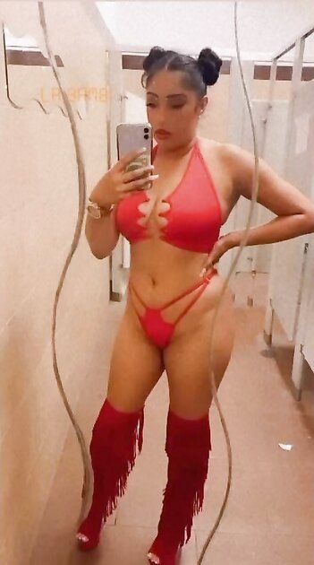 Hot Latina