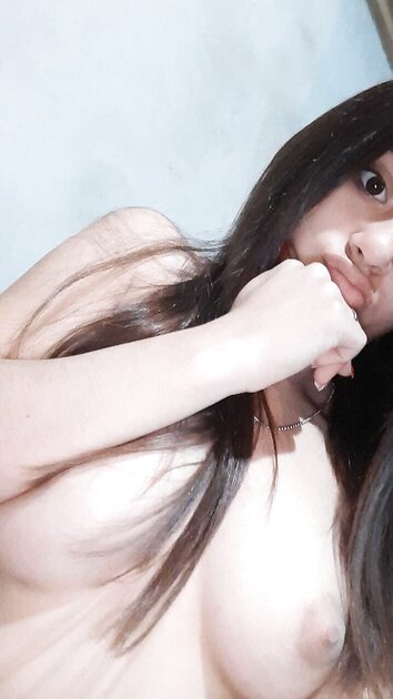 Latina Photos Leaked