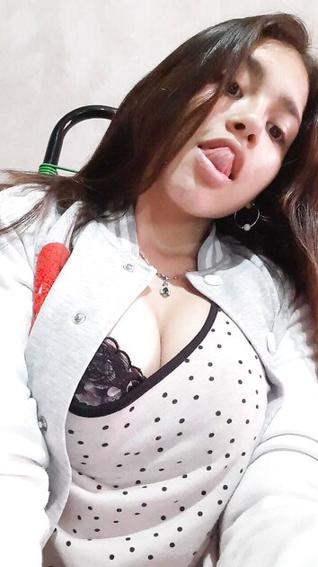 Latina Photos Leaked