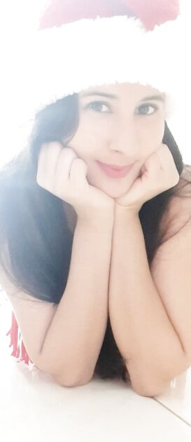 Girl Loves Her Tits