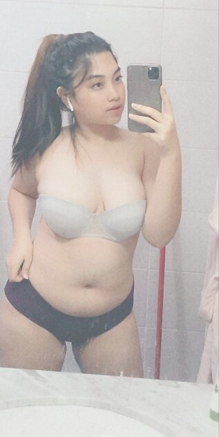 Hottie Naked Photos