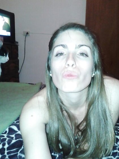 Hot White Brunette Leaked