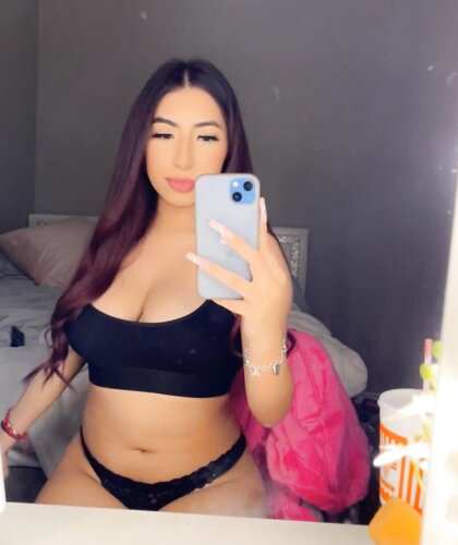 Latina Big Tits !