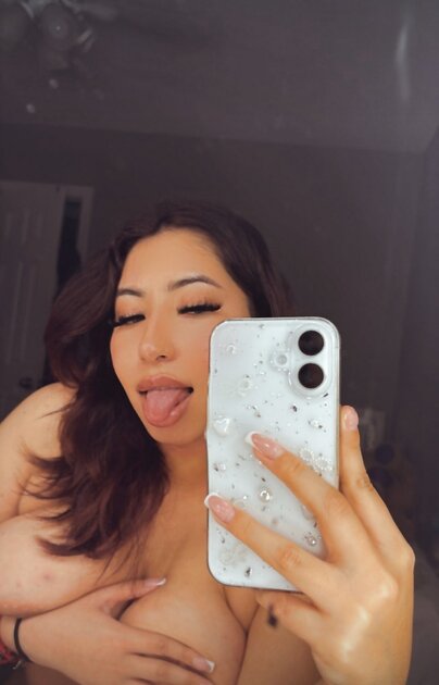 Latina Big Tits !