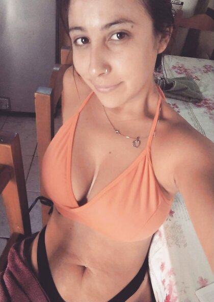 Slut Loves Her Tits