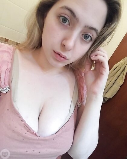 Argentinan Blonde Titties