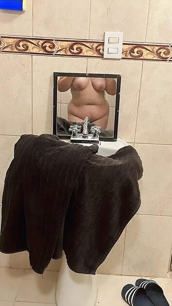 Sexy Chubby Girl