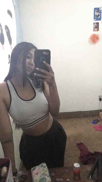 Latina Leaked