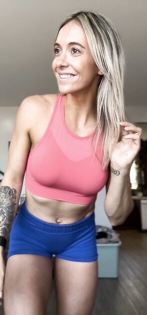 Athletic Blonde Leaked