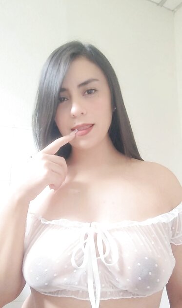 Cute Slut With Pretty Perky Titties