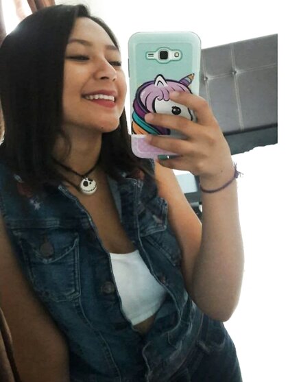 Sexy Petite Latina