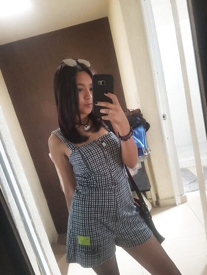 Sexy Petite Latina