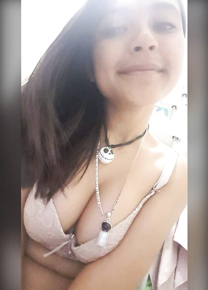 Sexy Petite Latina