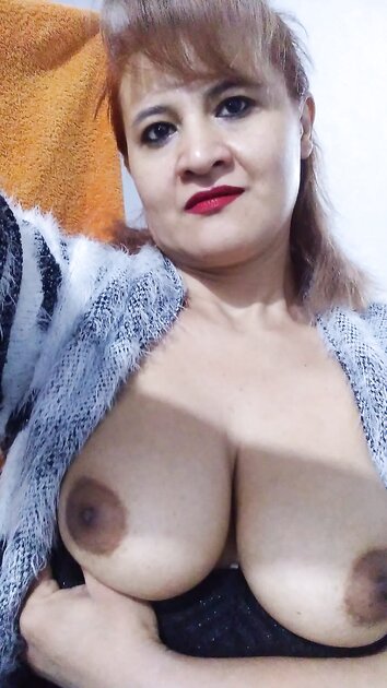 Thick Sexy Milf