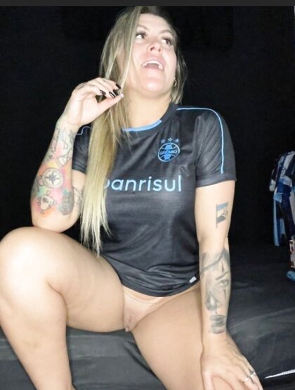 Loiraça madura gaúcha cavala tesuda
