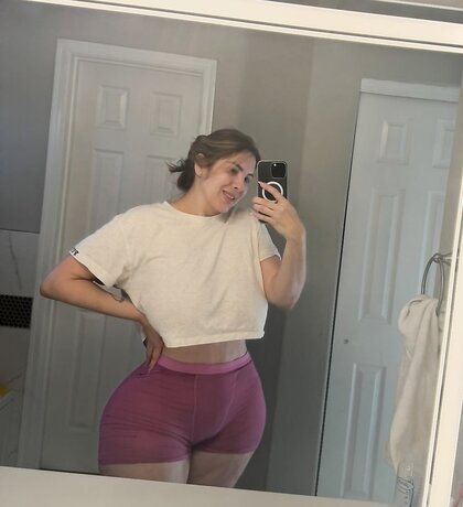  Milf mexicana chichona y culona. (soft)
