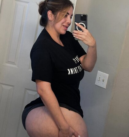  Milf mexicana chichona y culona. (soft)