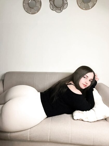  Latina bien culona y tetona (soft)