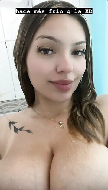  Chilena otaku bien culona y tetona
