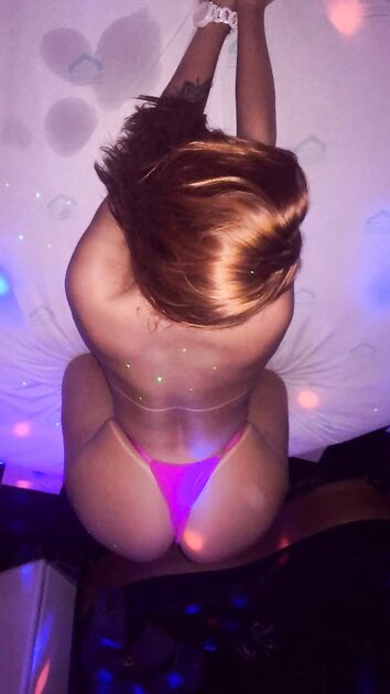 Isadora Martinez01
