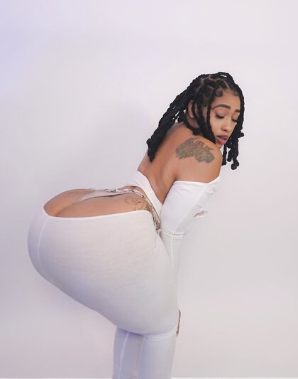 She’s just too damn fine