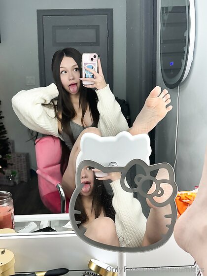 Asian Cuties 46