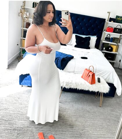 Just a Beautiful fine af! Woman all around