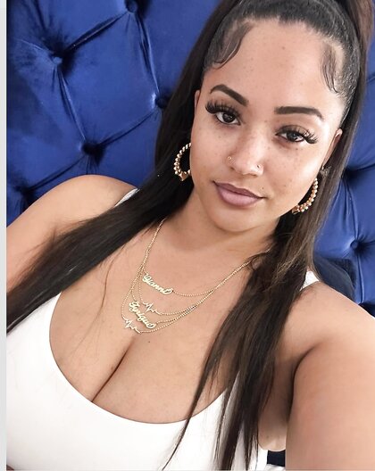 Just a Beautiful fine af! Woman all around