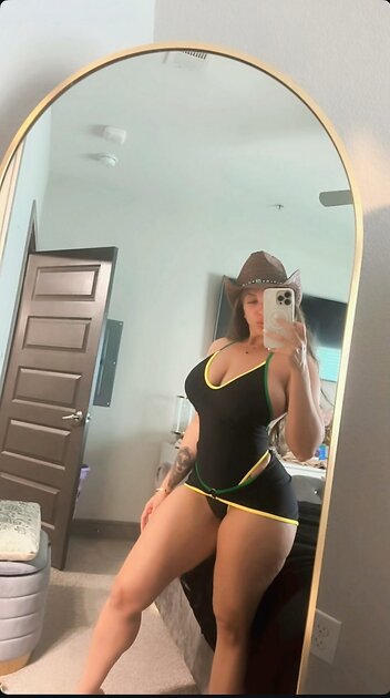 TX CUBAN MILF