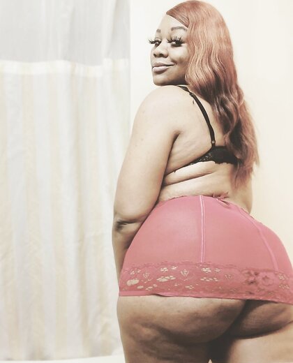 Thick Ebony Escort