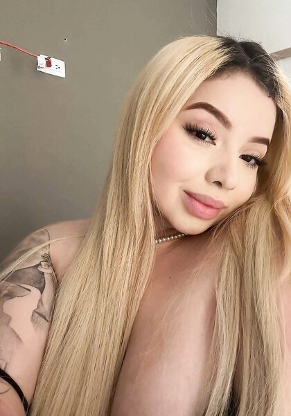 isabellaperezz