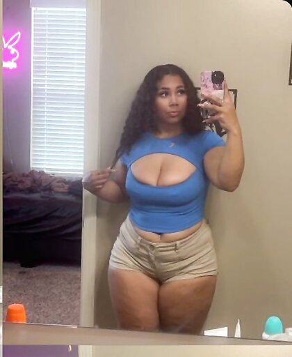 Thick Latina