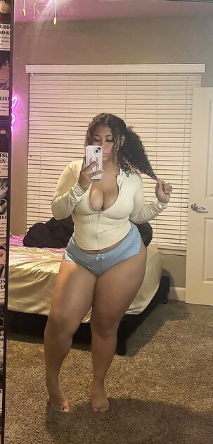 Thick Latina